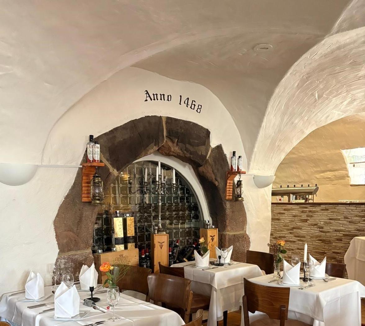 Hotel Restaurant Altes Badhaus Эбербах Экстерьер фото